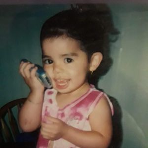 Meet your Posher, Alicia